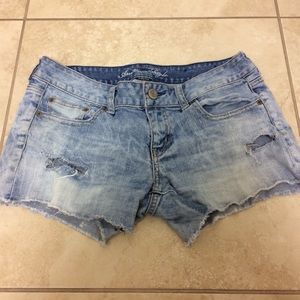 🚨SOLD🚨 Size 8 American Eagle Stretch Shorts